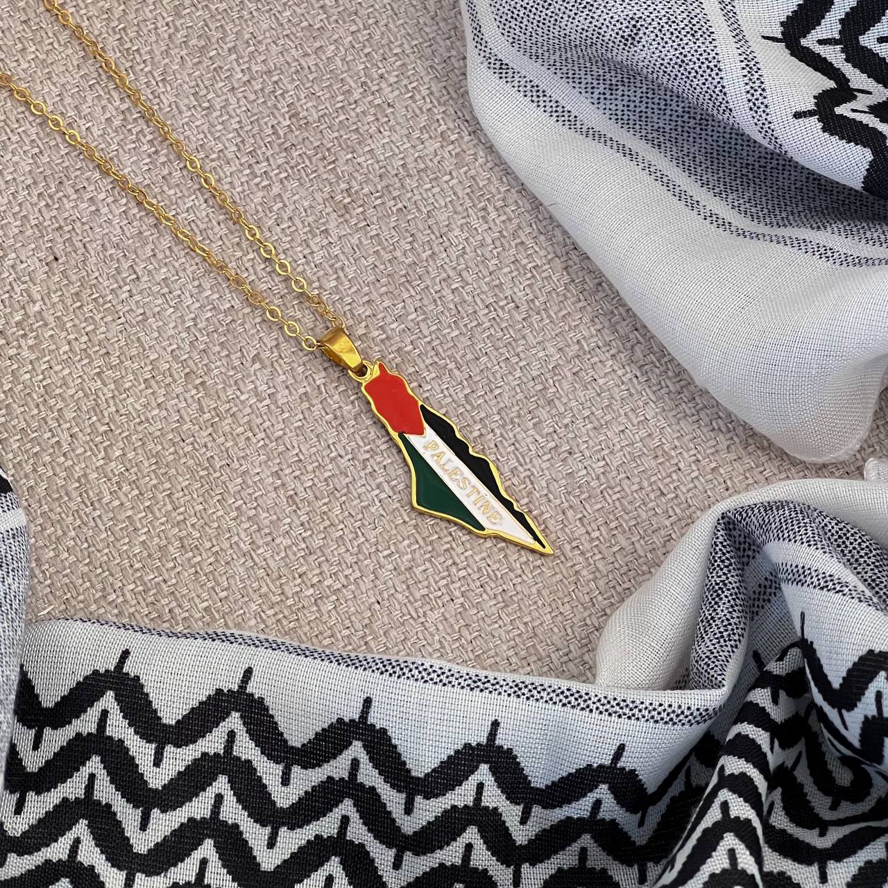 PS. Flag Map Necklace