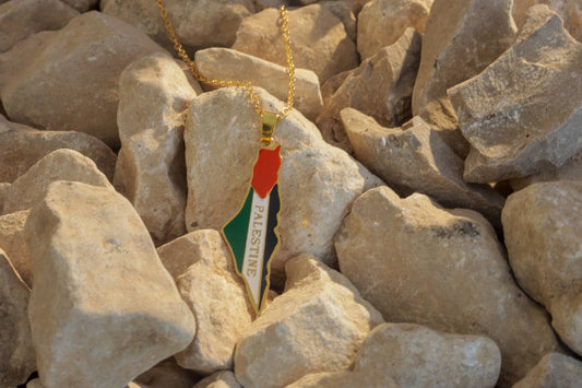 PS. Flag Map Necklace